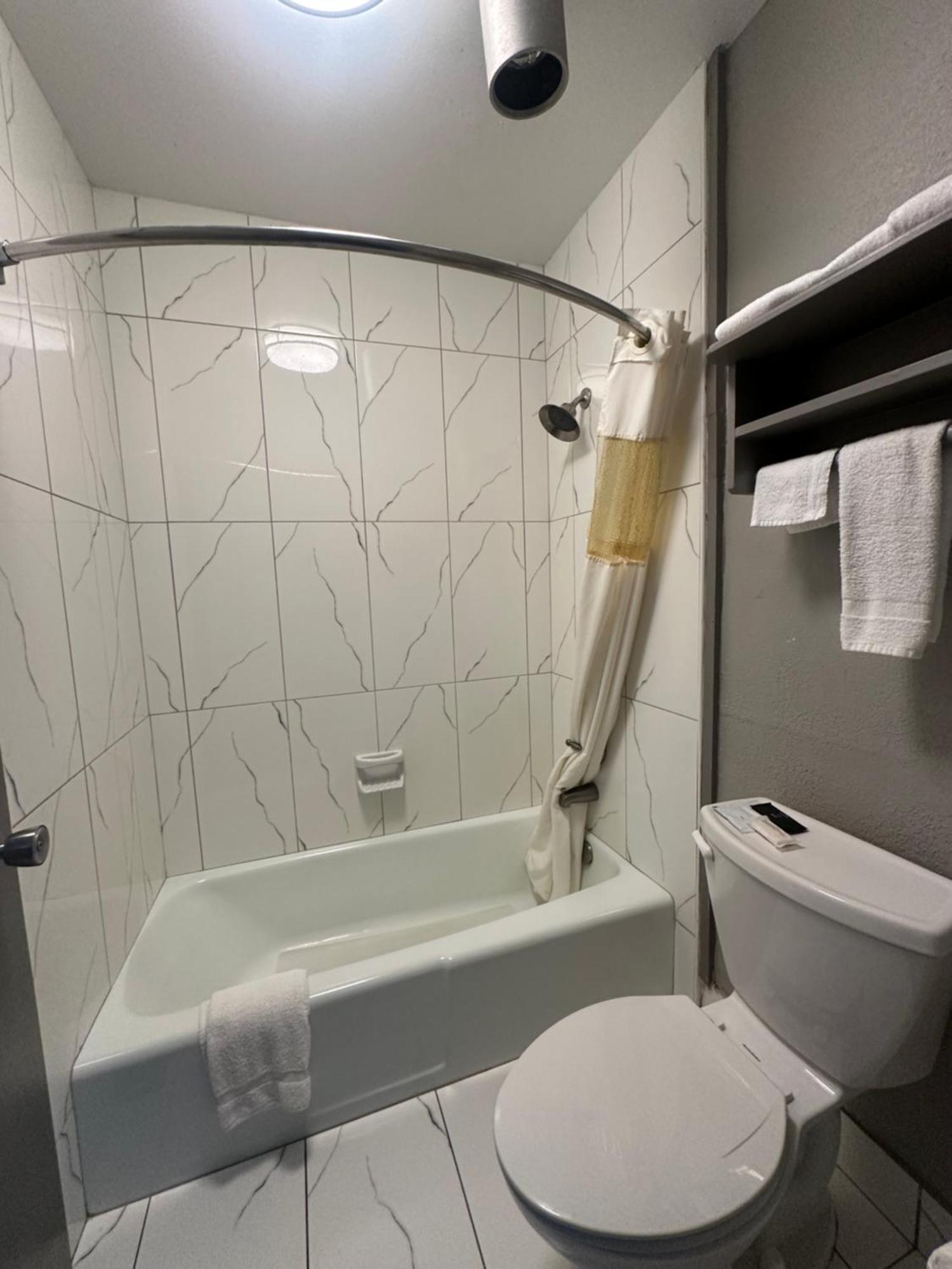 Executive Inn Locust Grove By Capital O Exteriér fotografie