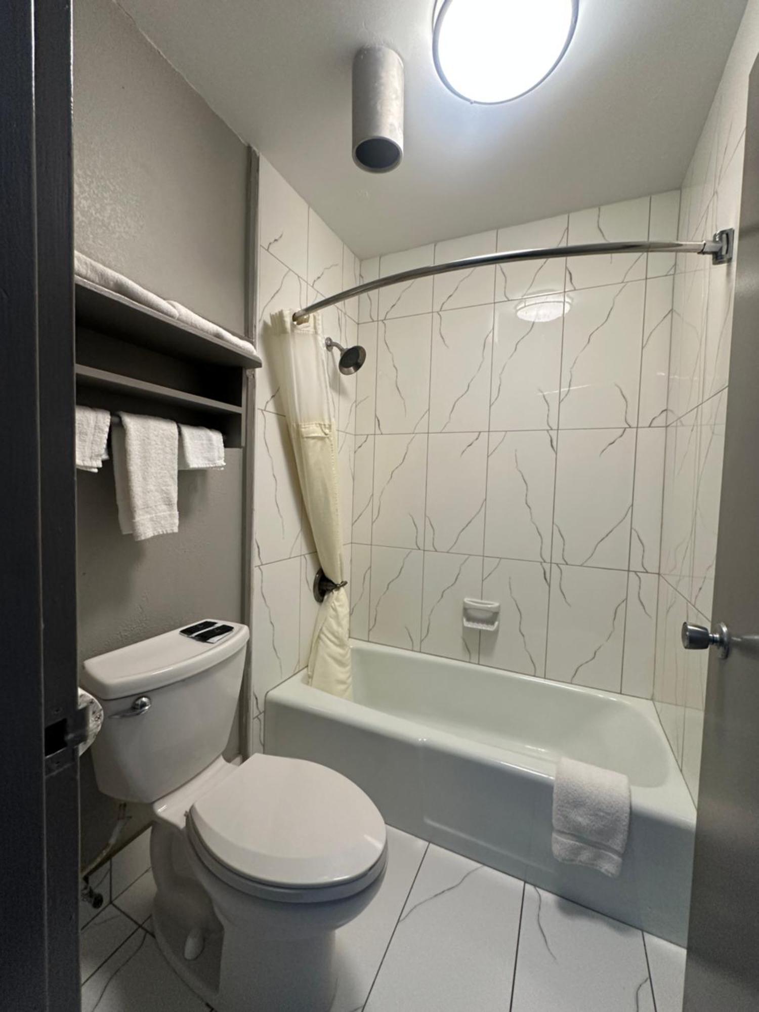 Executive Inn Locust Grove By Capital O Exteriér fotografie